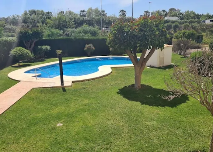 Excellent Choice For Up To 8, 150 Sqm Of Comfort, 700 To Beach, With Pool, Air-Conditioning