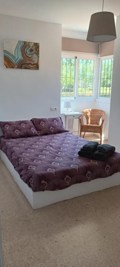 Excellent Choice For Up To 8, 150 Sqm Of Comfort, 700 To Beach, With Pool, Air-conditioning Apartamento *